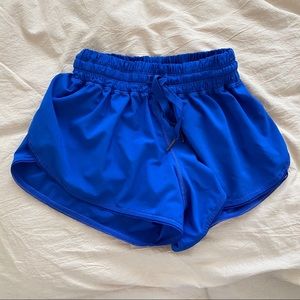 LULUEMON ATHLETIC SHORT. electric blue (size 4)